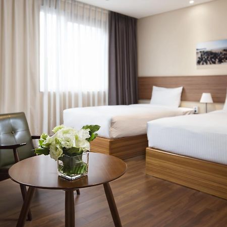 Cinema House Hotel In Busan Esterno foto