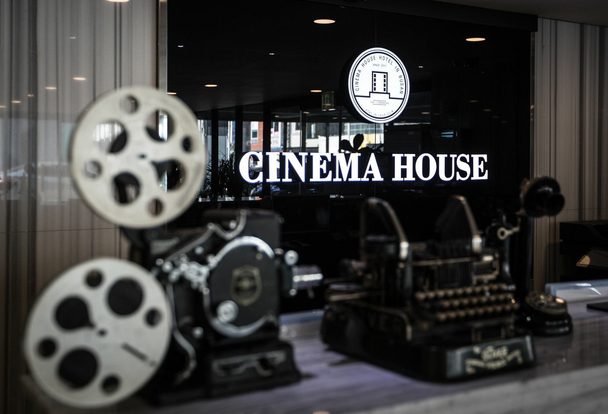 Cinema House Hotel In Busan Esterno foto
